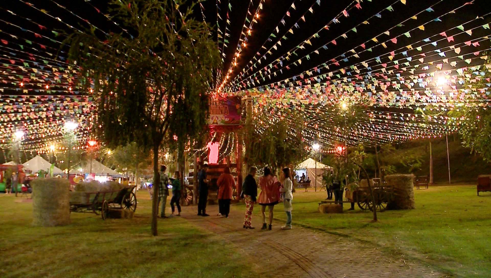 3ª edição da Vila Julina tem início nesta sexta-feira (5) na Praça do Centenário |