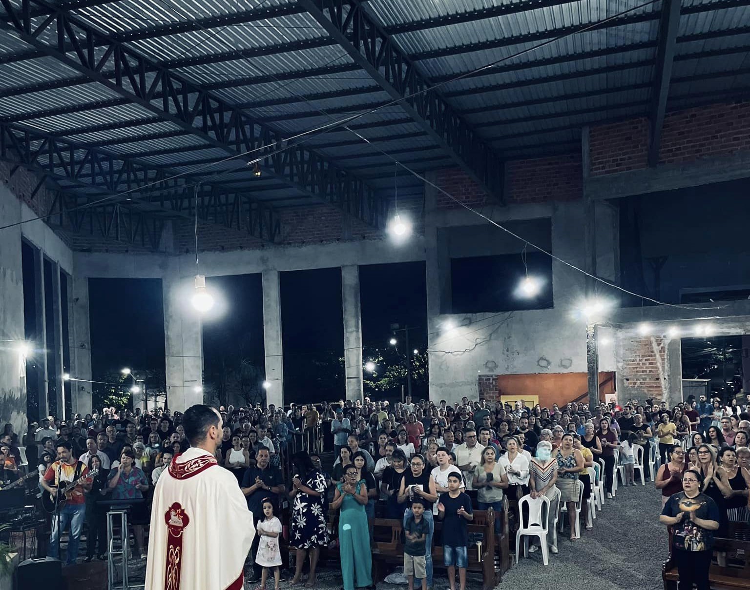 Paróquia realiza quermesse em prol da construção de uma nova igreja |