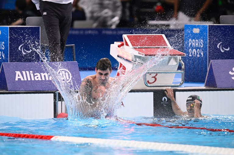 Catarinense de 29 anos chega à quarta medalha.