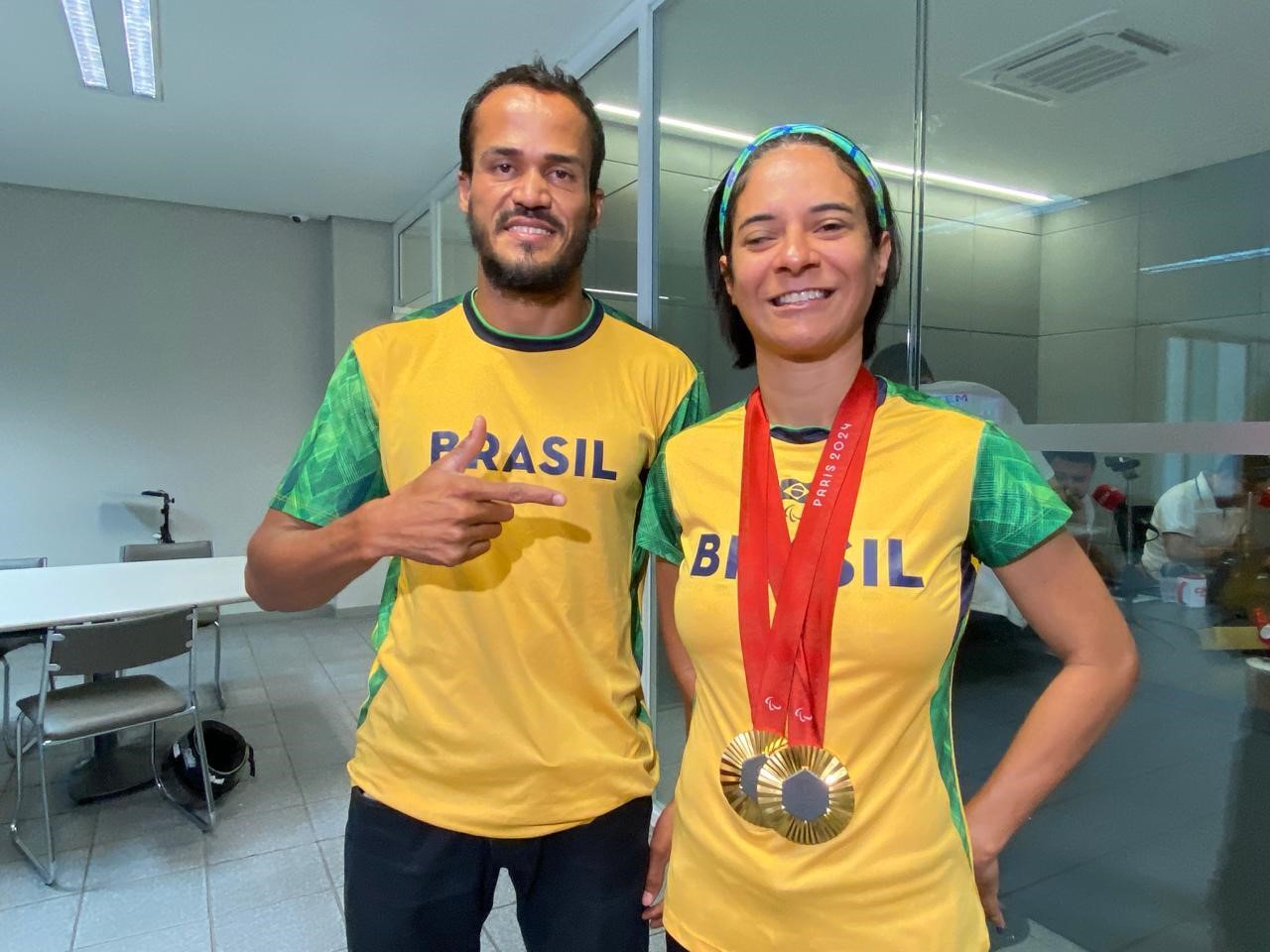 A medalhista Paralímpica Jerusa Geber e seu treinador e marido Luiz Henrique Barbosa da Silva |